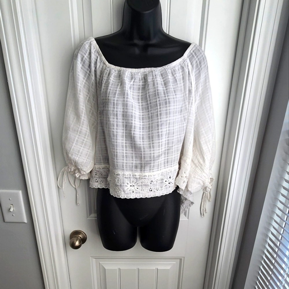 XL American Eagle Top